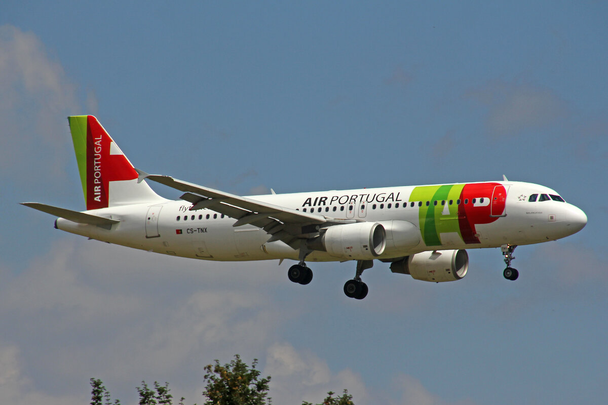 TAP Air Portugal, CS-TNX, Airbus A320-214, msn: 2822,  Malangatana , 10.Juli 2022, ZRH Zürich, Switzerland.