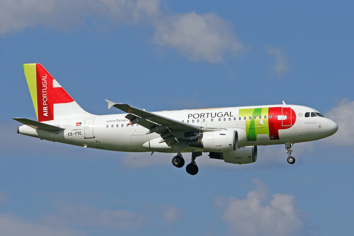 TAP Air Portugal, CS-TTC, Airbus A319-111, msn: 763,  Fernando Pessoa , 21.Mai 2018, ZRH Zürich, Switzerland.