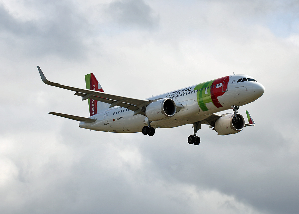 TAP. Airbus A 320-251N, CS-TVC, TXL, 04.09.2020