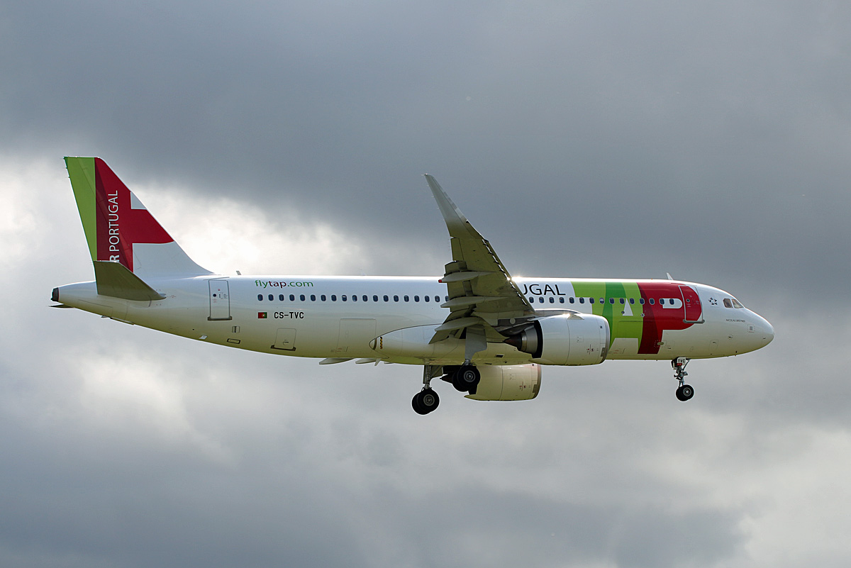 TAP, Airbus A 320-251N, CS-TVC, TXL, 04.09.2020