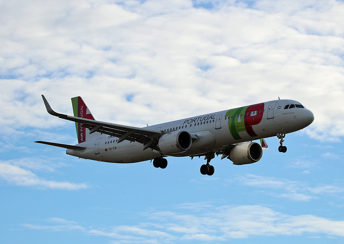 TAP, Airbus A 321-251N, CS-TJK, TXL, 29.12.2019