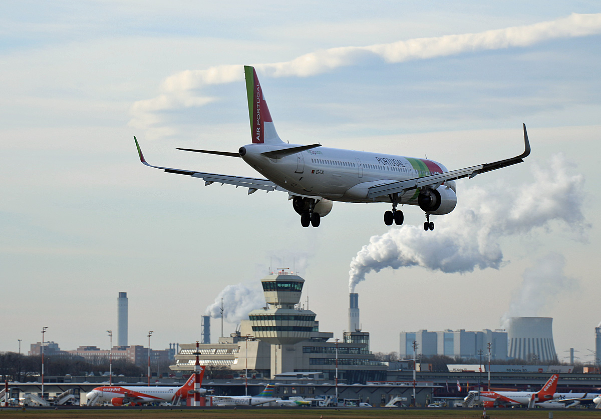 TAP, Airbus A 321-251N, CS-TJK, TXL, 29.12.2019