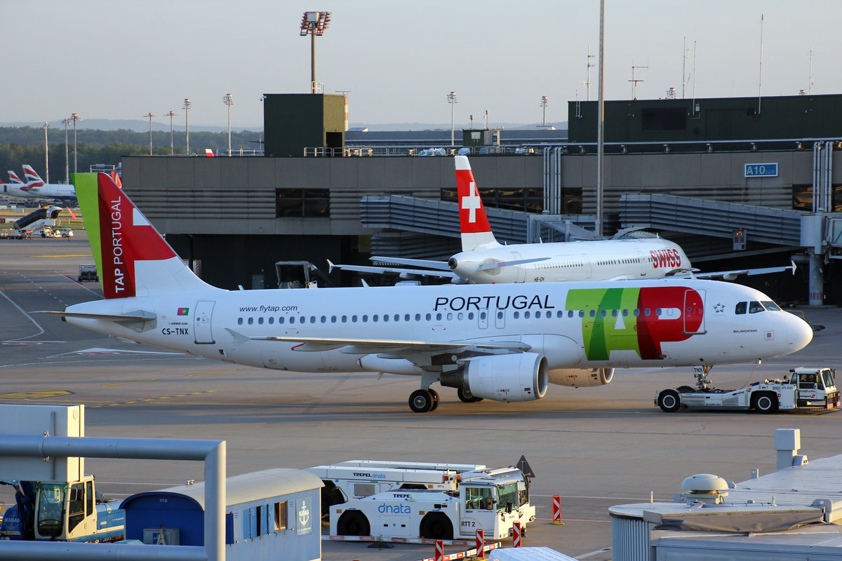 TAP Portugal, CS-TNX, Airbus A320-214,  Malangatana , 08.Juli 2017, ZRH Zürich, Switzerland.