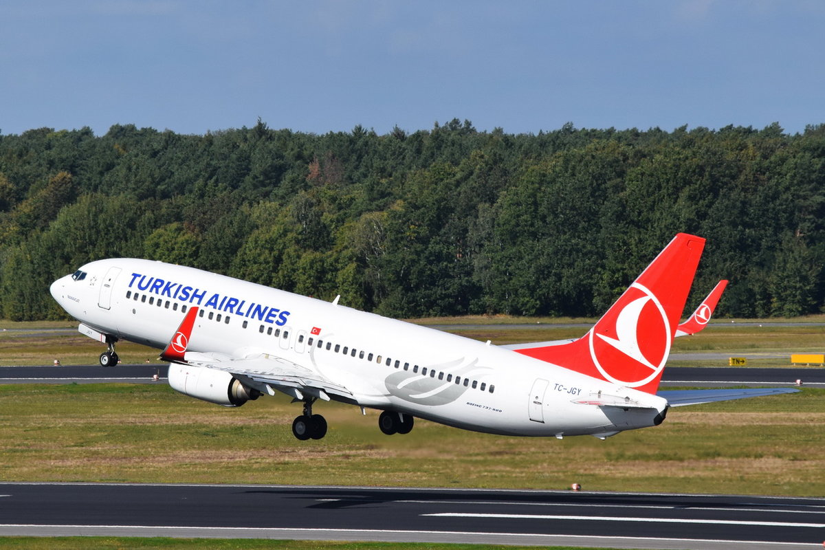 TC-JGY Turkish Airlines Boeing 737-8F2(WL)  , TXL , 22.09.2017
