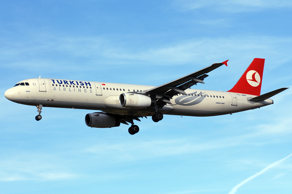 TC-JMH Airbus A321-232 23.12.2014