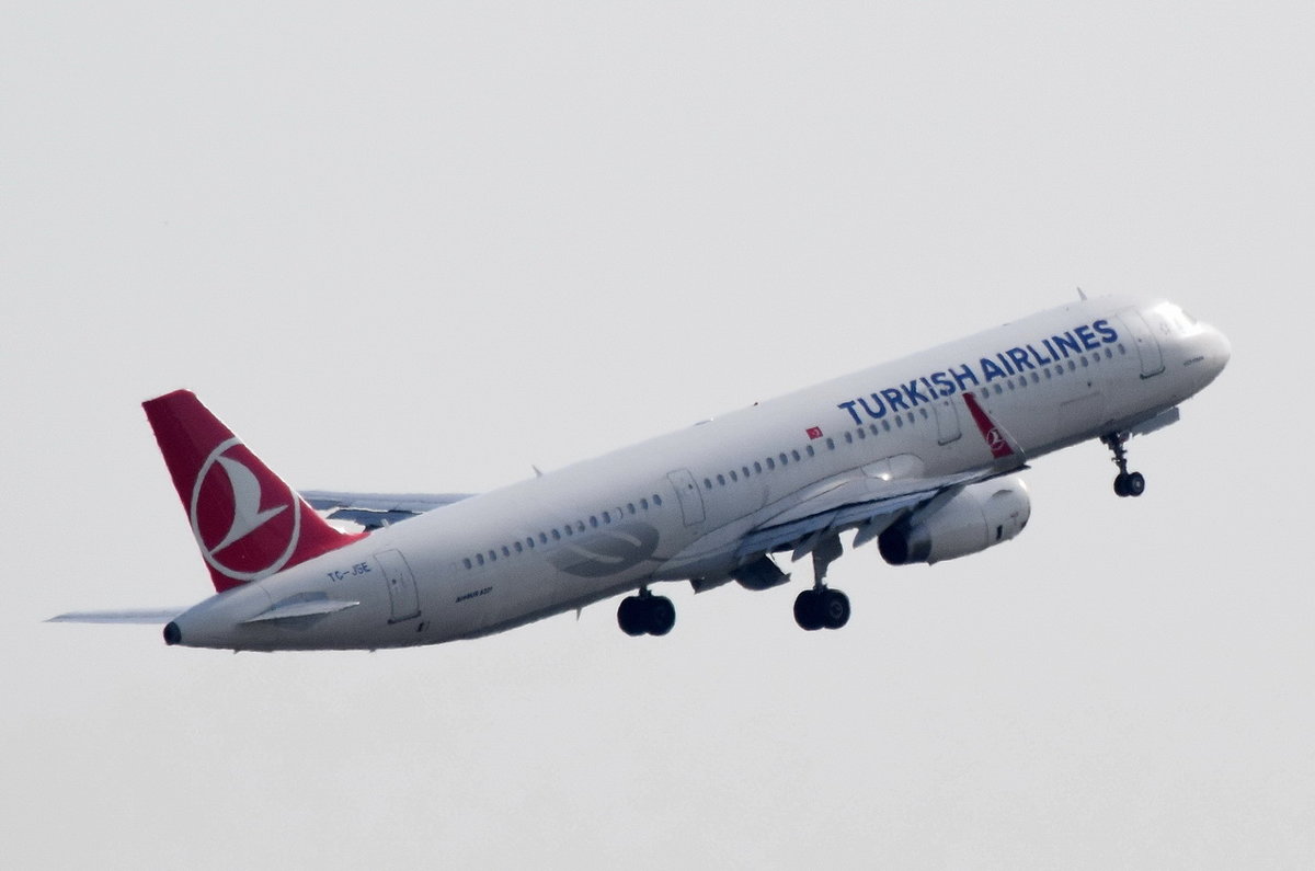 TC-JSE Turkish Airlines Airbus A321-231(WL)  , AMS , 12.03.2017