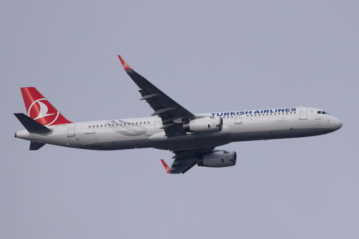 TC-JTH Turkish Airlines Airbus A321-231(WL)   , HAM , 07.11.2016