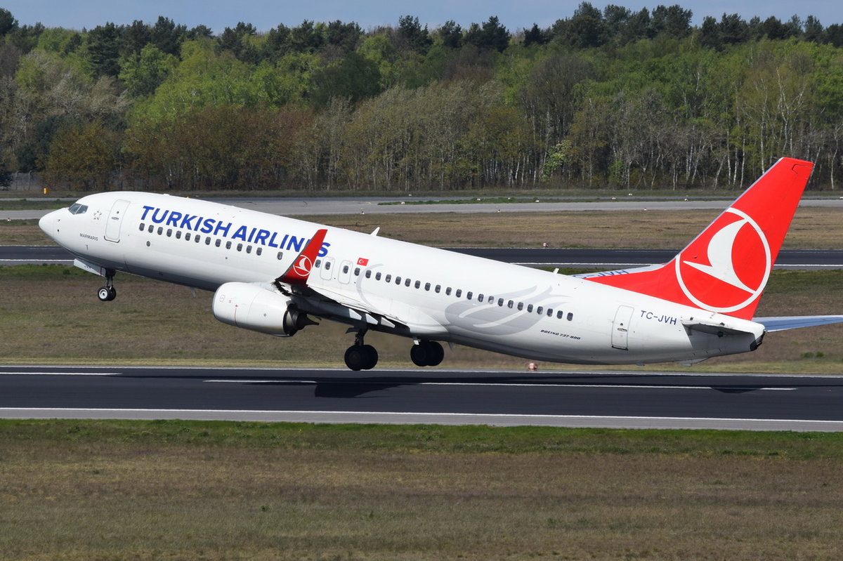 TC-JVH Turkish Airlines Boeing 737-8F2(WL)  , TXL  22.04.2017