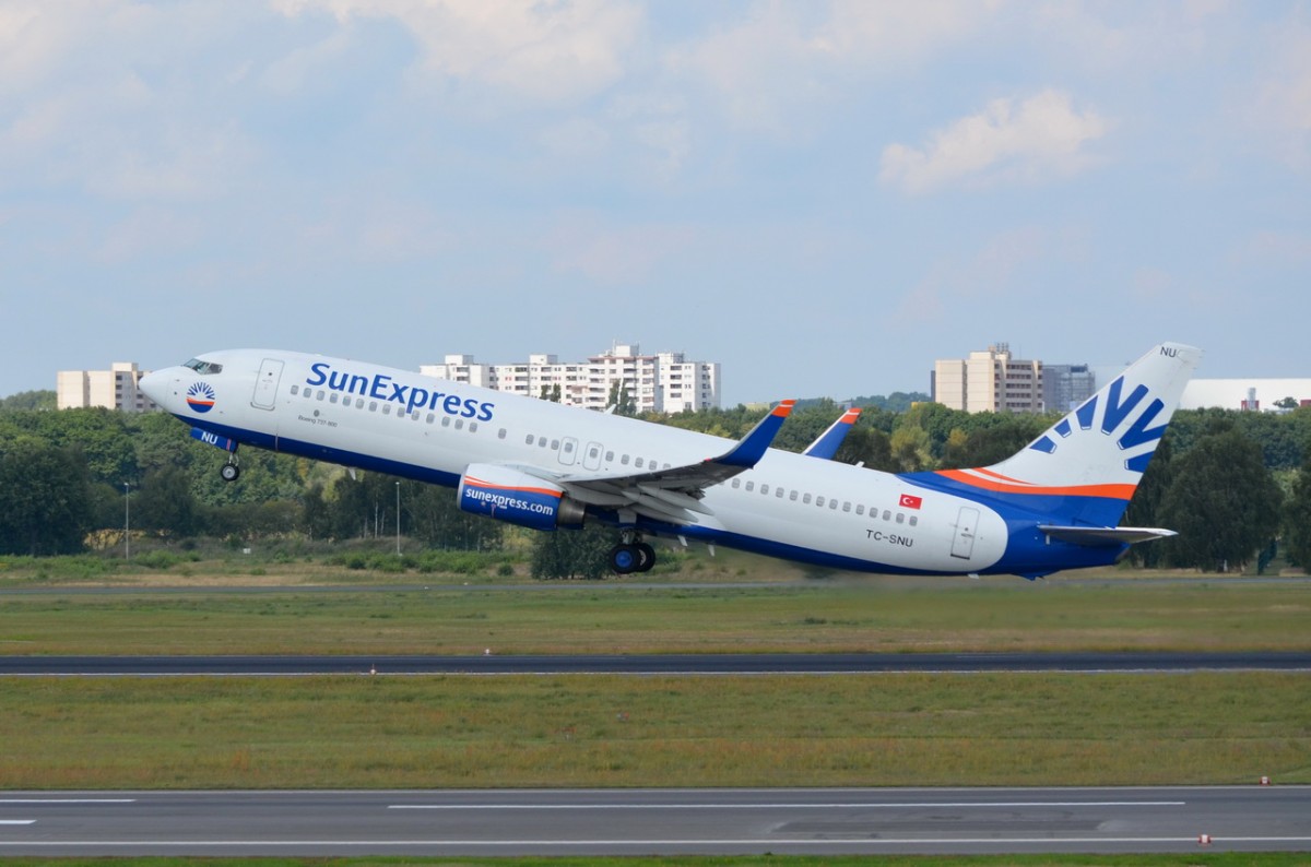 TC-SNU SunExpress Boeing 737-8HC (WL)    gestartet in Tegel am 21.08.2014