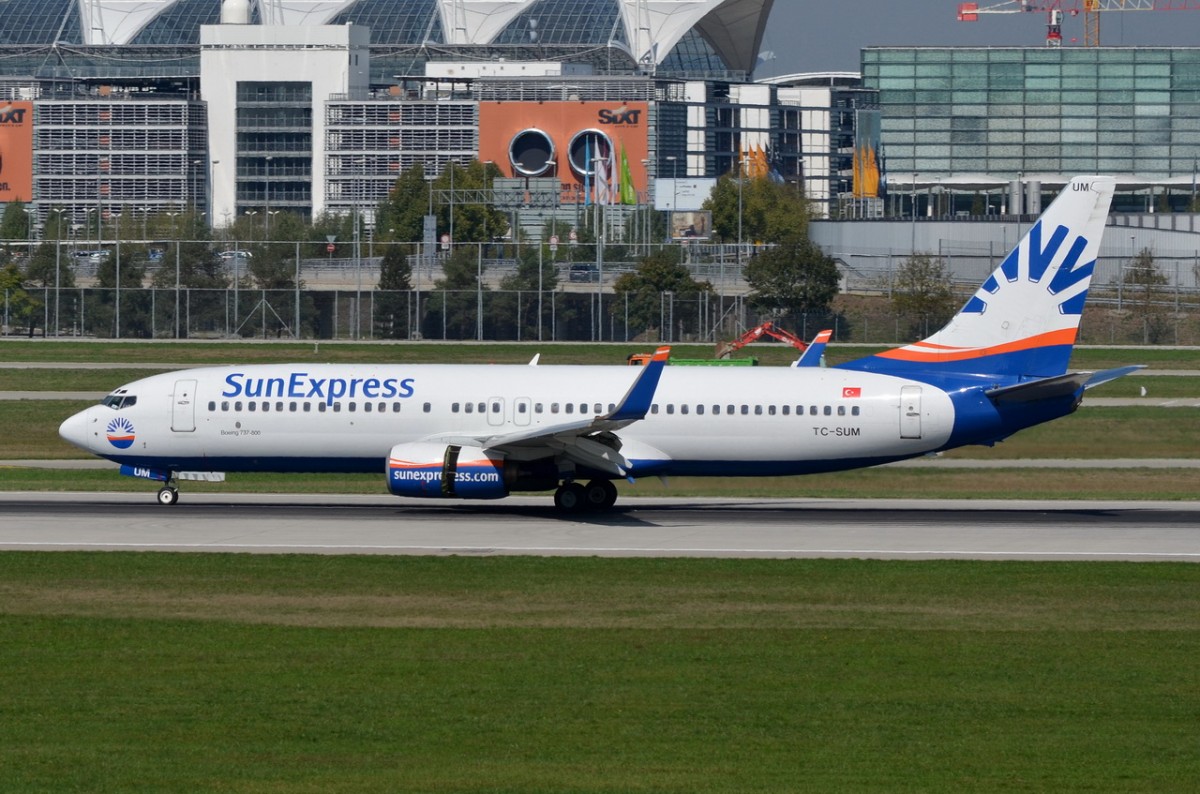 TC-SUM SunExpress Boeing 737-85F(WL)  gelandet am 11.09.2015 in München