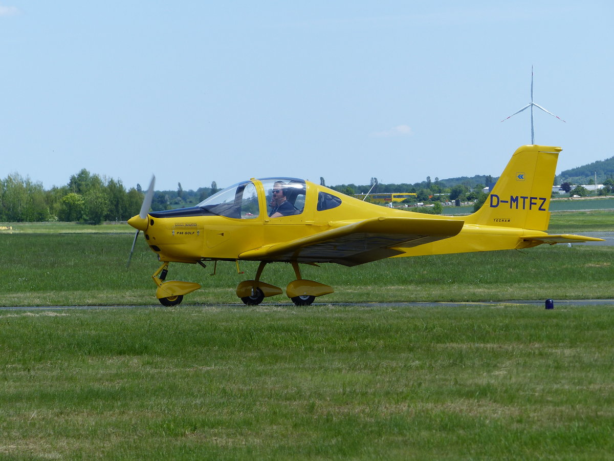 Tecnam P-96 Golf, D-MTFZ nach der Landung in Gera (EDAJ) am 30.5.2019