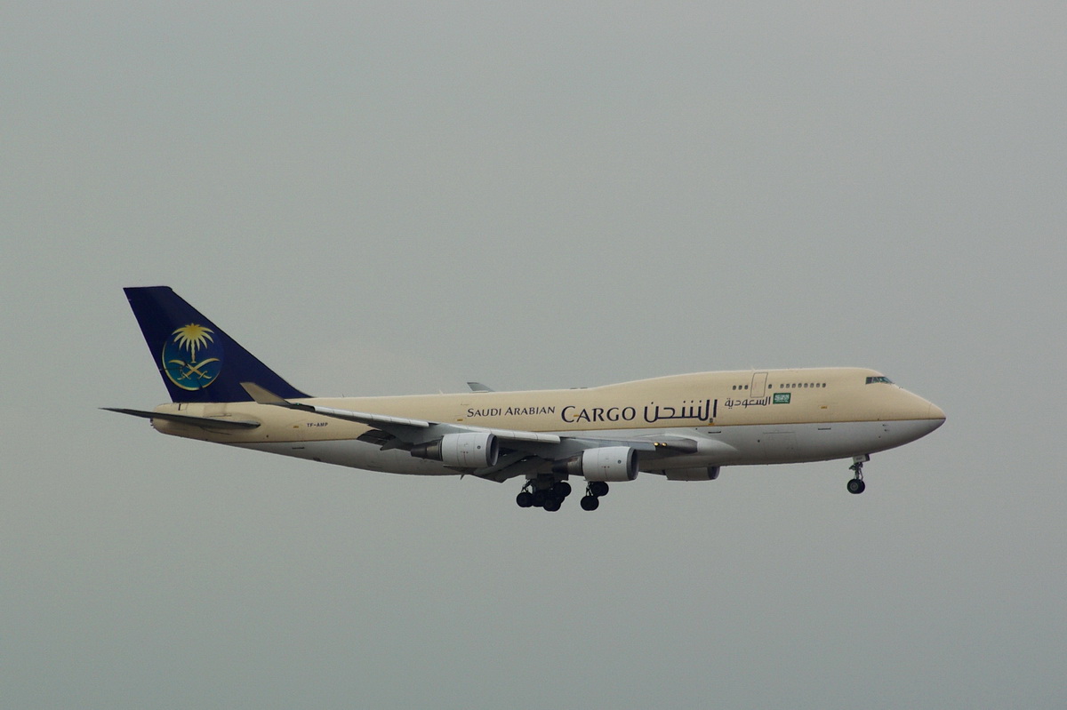 TF-AMP Saudi Arabian Airlines Boeing 747-481(BCF)     08.08.2013

Flughafen Frankfurt