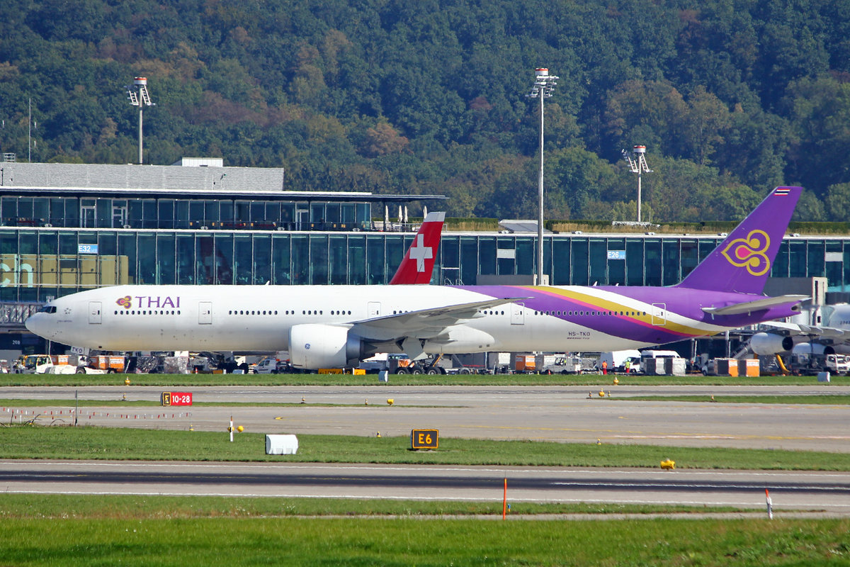 Thai Airways, HS-TKO, Boeing 777-3ALER, msn: 41524/1107, 26.September 2018, ZRH Zürich, Switzerland.