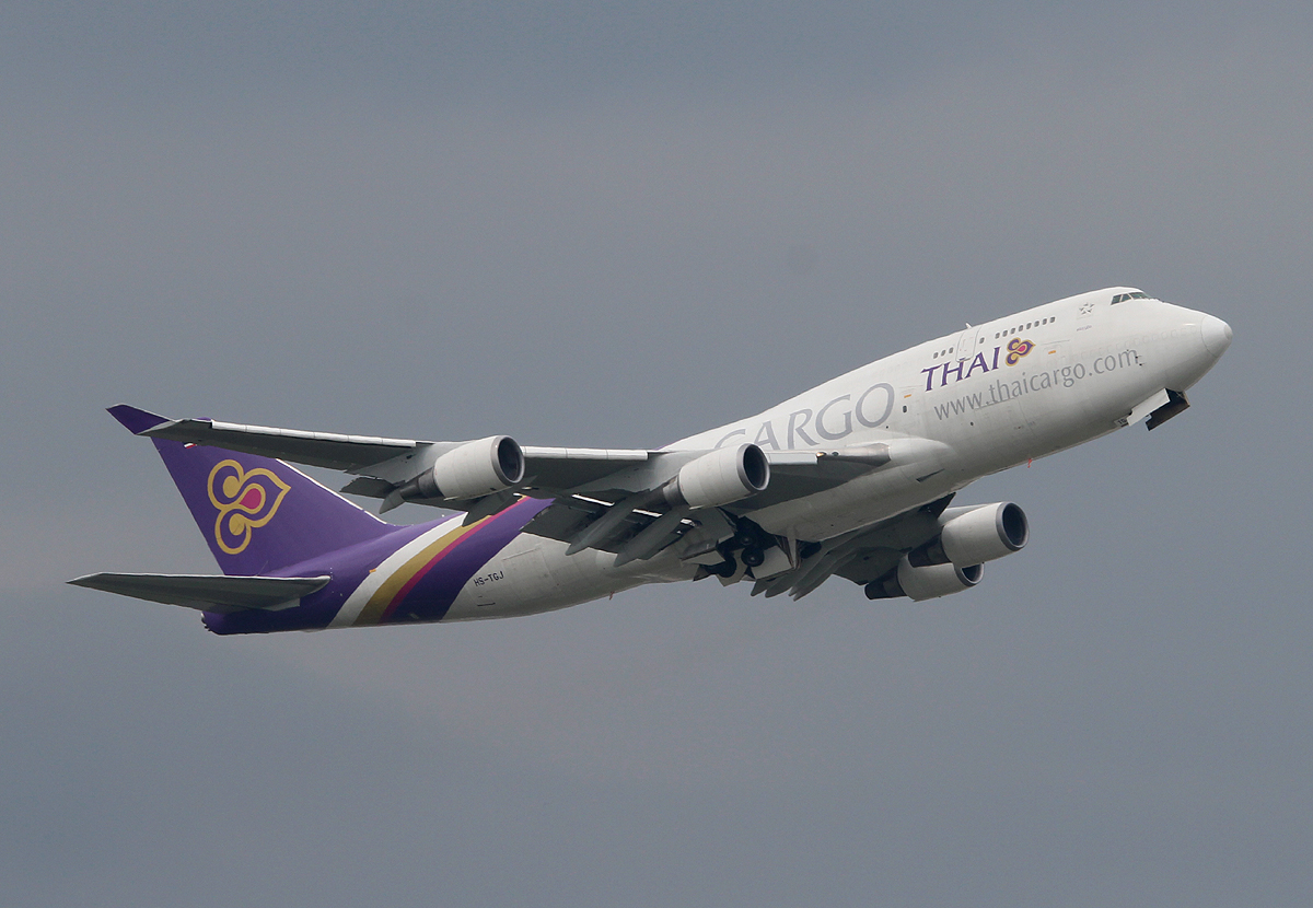 Thai Cargo B 747-4D7(BCF) HS-TGJ beim Start in Frankfurt am 10.06.2013