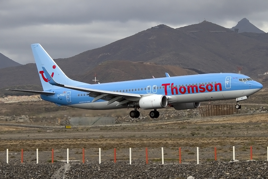 Thomsonfly, G-FDZT, Boeing, B737-8K5, 21.11.2013, TFS, Teneriffa-Süd, Spain 



