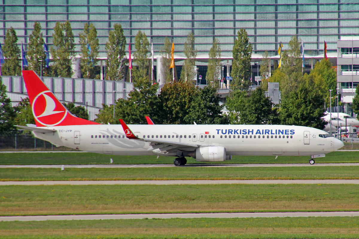 THY Turkish Airlines, TC-JYP, Boeing B737-9F2ER, msn: 42014/5471,  Çatalca , 11.September 2022, MUC München, Germany.