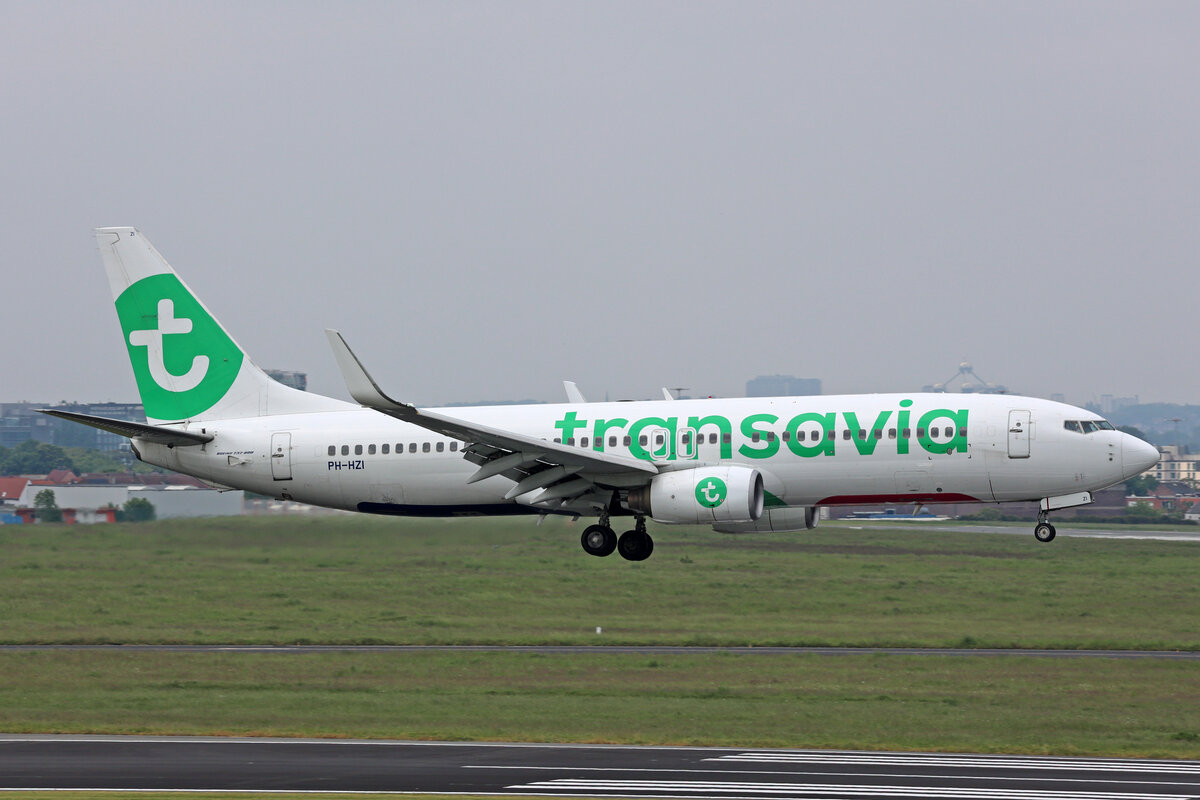 Transavia, PH-HZI, Boeing B737-8K2, msn: 28380/524, 21.Mai 2023, BRU Brüssel, Belgium.