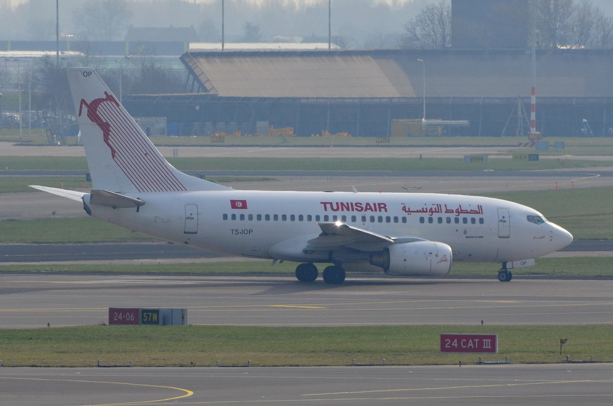 TS-IOP Tunisair Boeing 737-6H3   , AMS , 14.03.2017