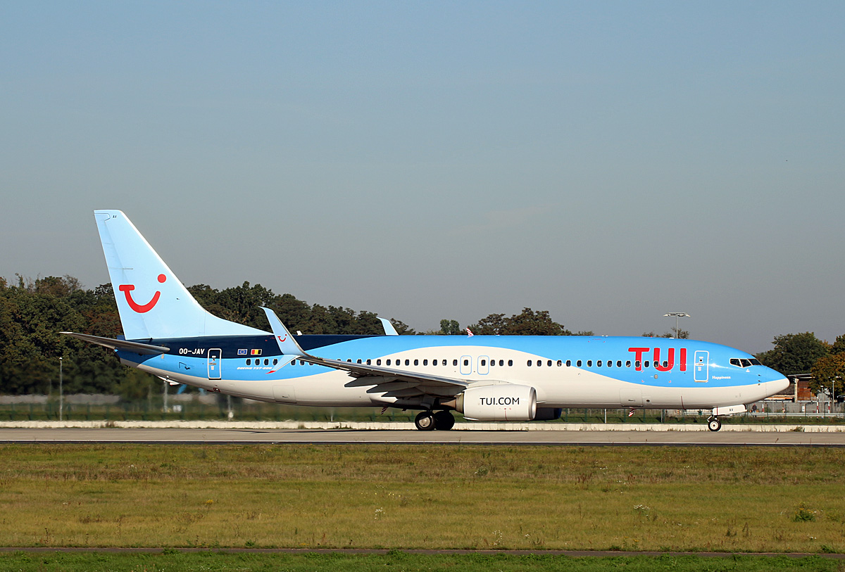 TUI Airlines Belgium, Boeing B 737-8K5, OO-JAV, BER, 09.10.2021