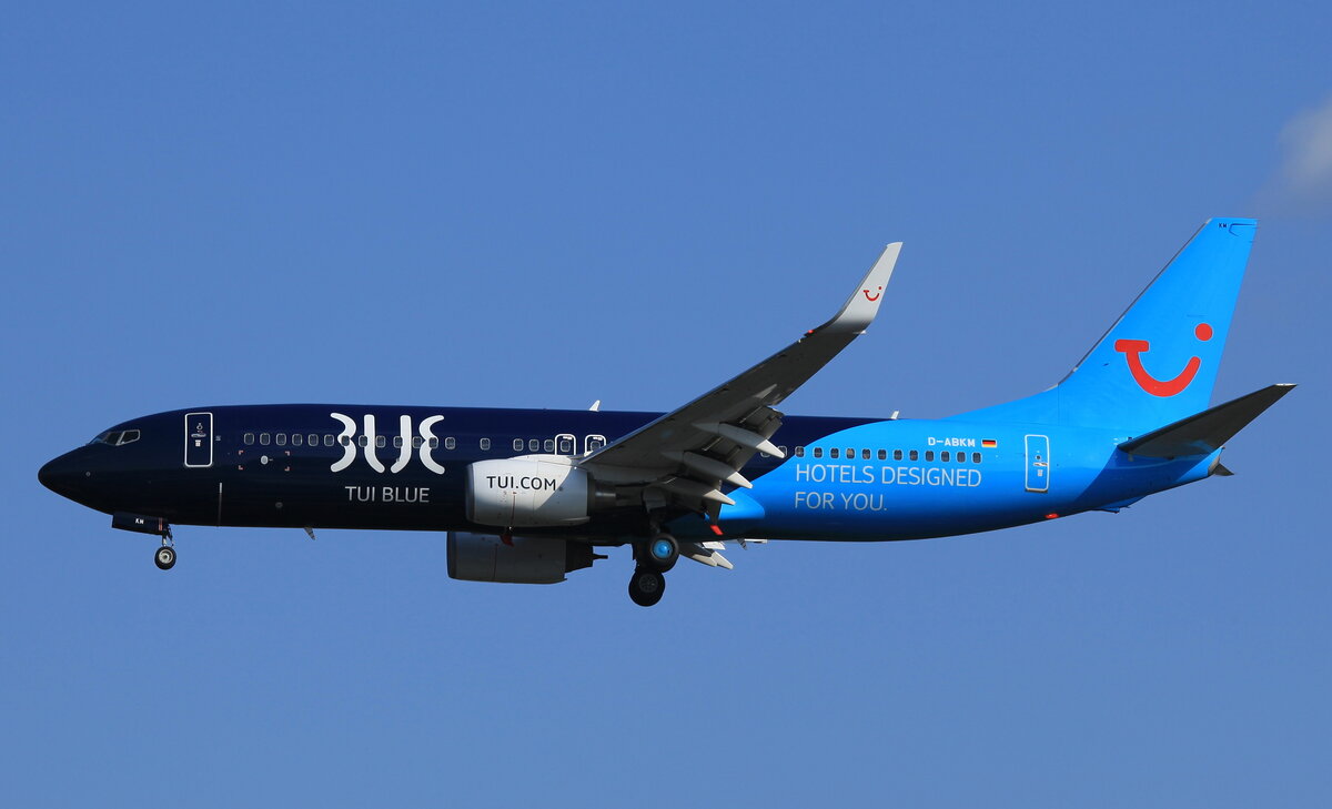 TUI fly, Boeing 737-86J, D-ABKM(TUI Blue Livery), Dusseldorf International Airport(DUS), 18.07.2021