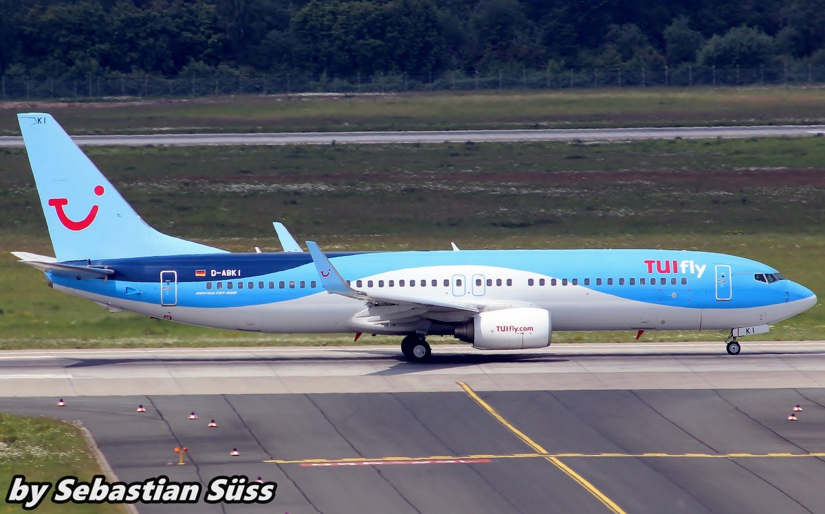 Tuifly B737-800WL D-ABKI @ Dusseldorf. 24.5.15