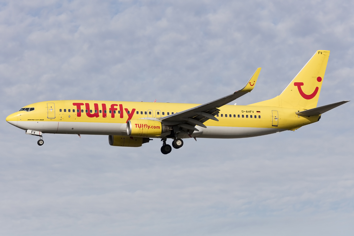 TUIFly, D-AHFV, Boeing, B737-8K5, 08.11.2015, FRA, Frankfurt, Germany



