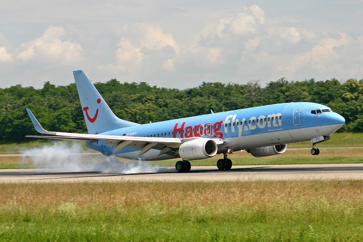 TUIfly, D-AHFY, Boeing B737-8K5, msn: 30417/781, 14.Juni 2008, BSL Basel - Mühlhausen, Switzerland.