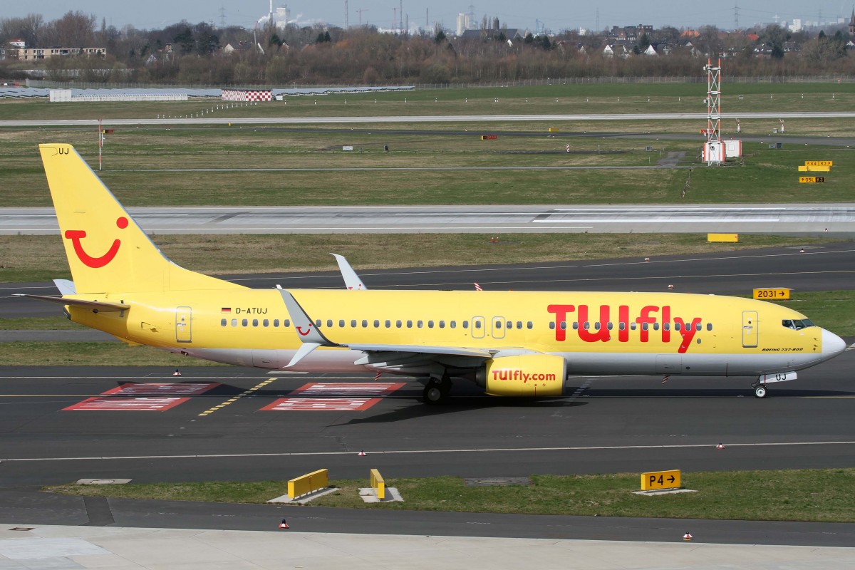 TUIfly (X3/TUI), D-ATUJ, Boeing, 737-8K5 sswl (weißes Radom), 03.04.2015, DUS-EDDL, Düsseldorf, Germany