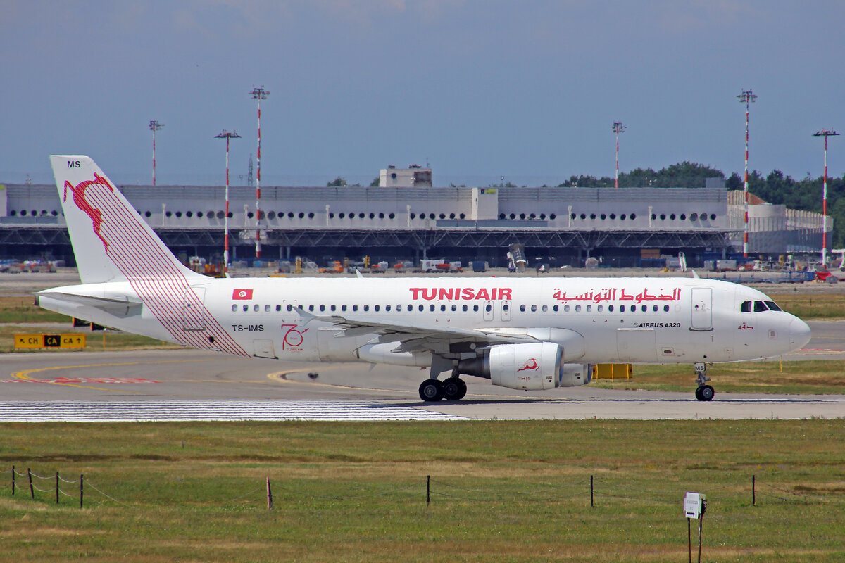 Tunis Air, TS-IMS, Airbus A320-214, msn: 4689,  Dougga ,  70 Year  Sticker, 02.Juli 2021, MXP Milano Malpensa, Italy.