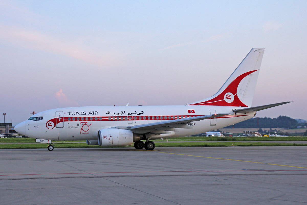 Tunis Air, TS-IOP, Boeing 737-6H3, msn: 29500/543,  El Jem , 70 Jahre Retro Bemalung, 21.Juli 2021, ZRH Zürich, Switzerland.