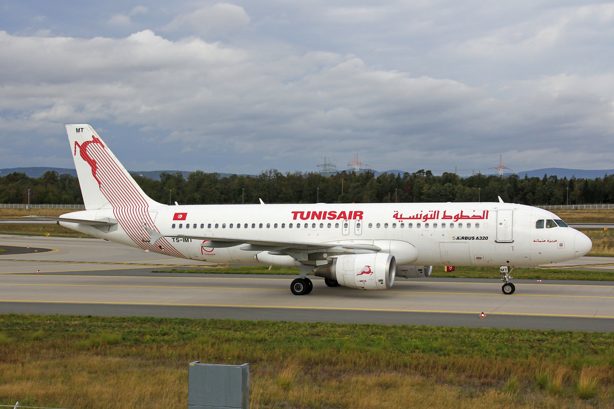 Tunisair, TS-IMT, Airbus A320-214, msn: 5204,  Aziza Othmana , 70 Year/ane  Sticker, 29.September 2019, FRA Frankfurt, Germany.