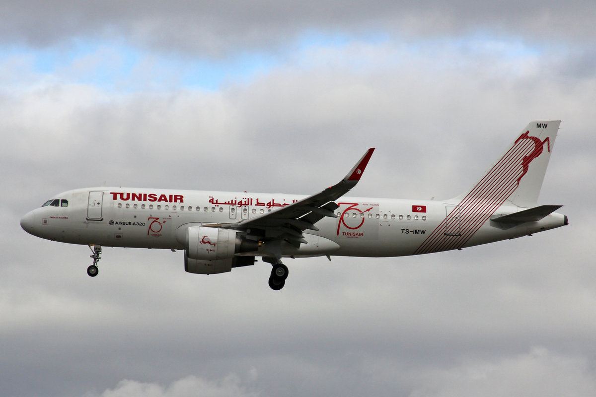 Tunisair, TS-IMW, Airbus A320-214, msn: 6338,  Farhat Hached ,  70 Ans Years  Sticker, 28.September 2019, FRA Frankfurt, Germany.