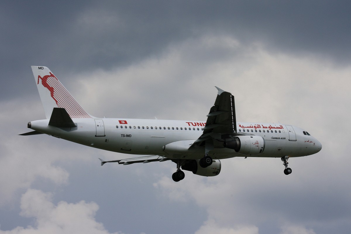 Tunisair,TS-IMD,(c/n 205),Airbus A320-211,28.06.2014,HAM-EDDH,Hamburg,Germany