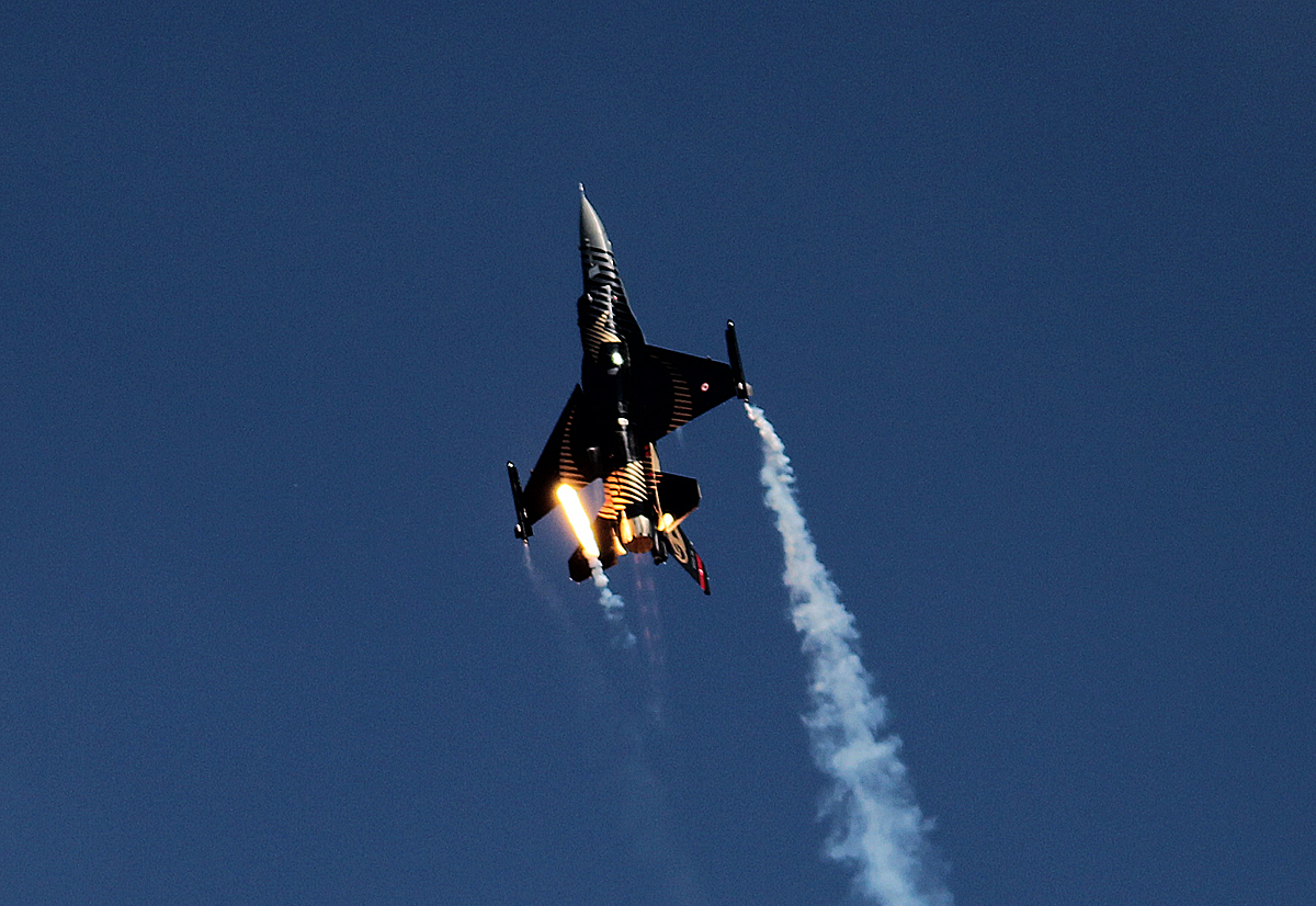 Turkey Air Force, Solo Trk, F-16C. 91-0011, ILA 2014, 21.05.2014