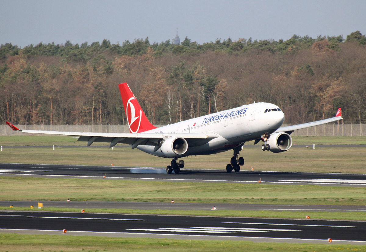 Turkish Airlines, Airbus A 320-223, TC-JIT, TXL, 19.04.2019