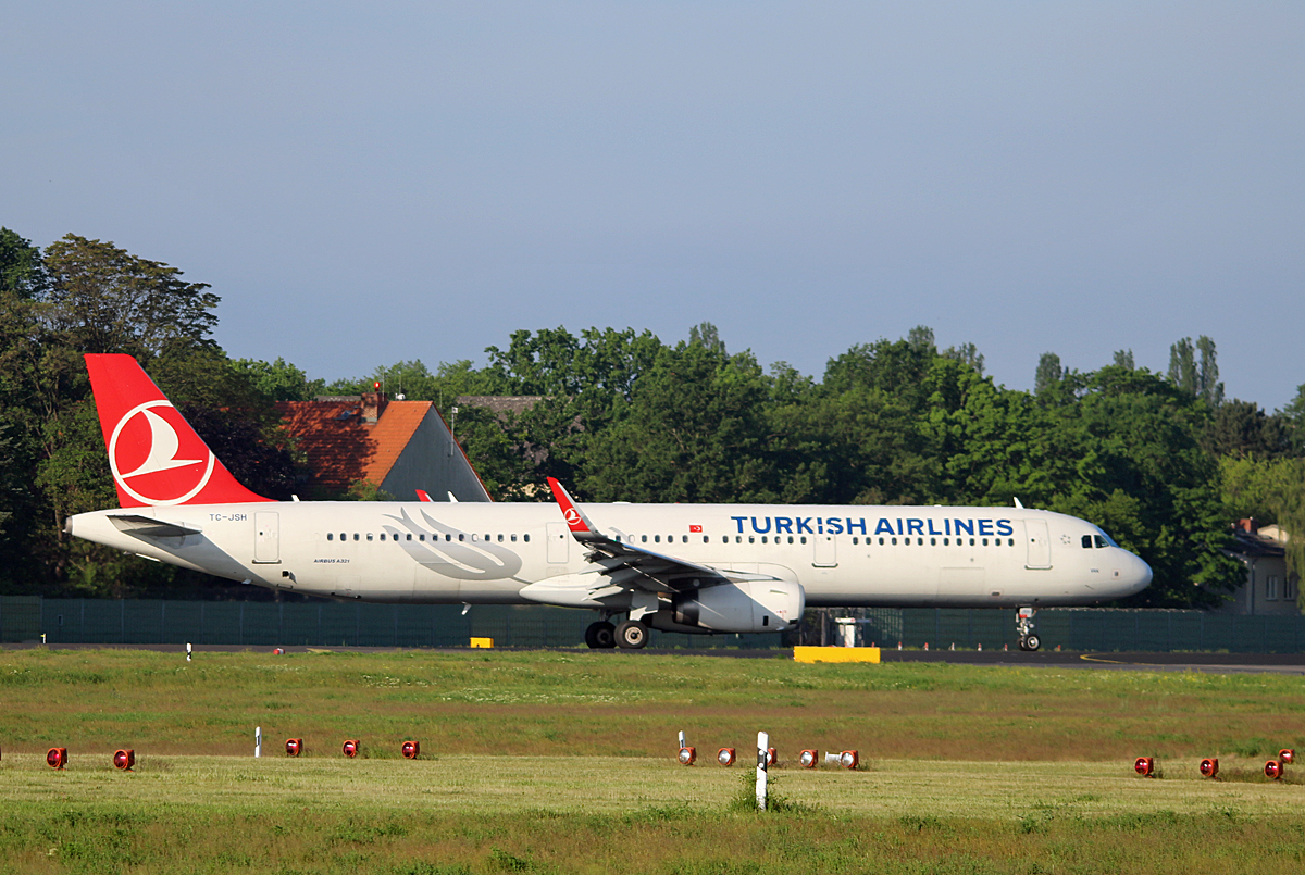 Turkish Airlines, Airbus A 321-231, TC-JSH, TXL, 25.05.2017