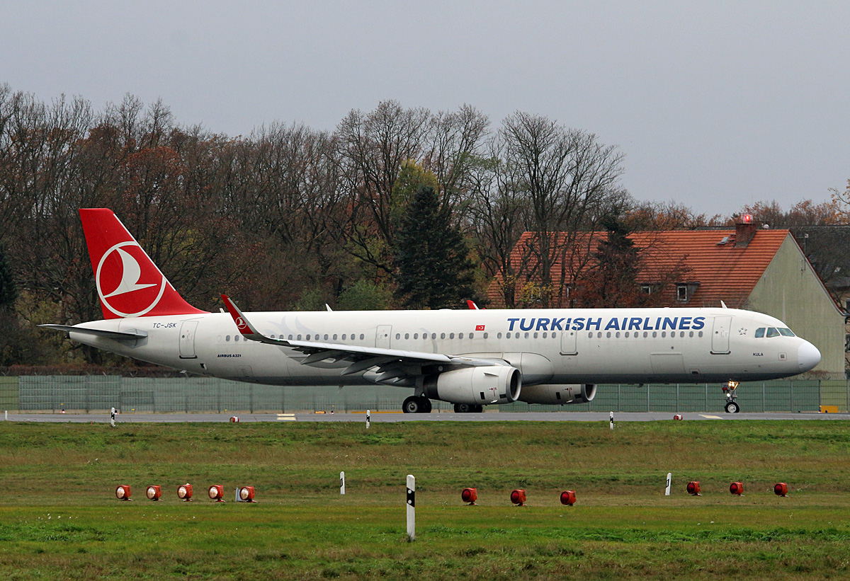 Turkish Airlines, Airbus A 321-231, TC-JSK, TXL, 19.11.2017