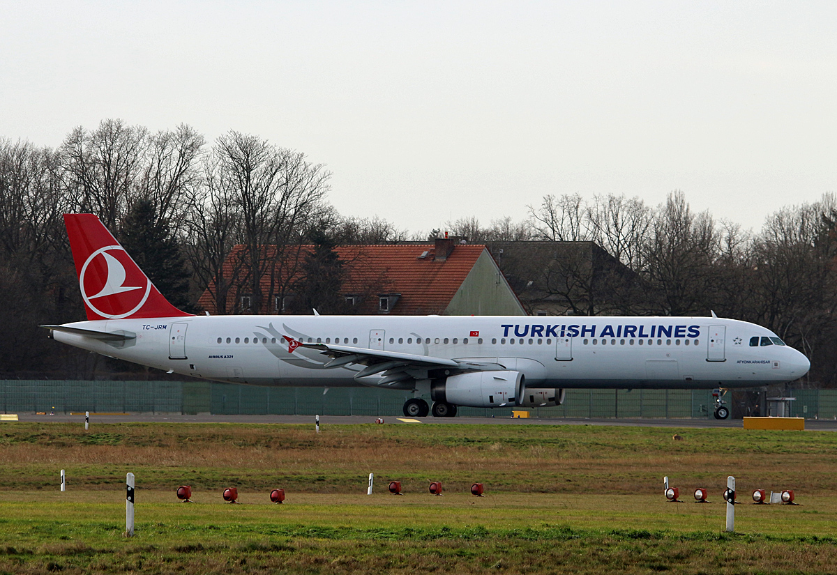 Turkish Airlines, Airbus A 321-231, TC-JRM, TXL, 06.01.2018
