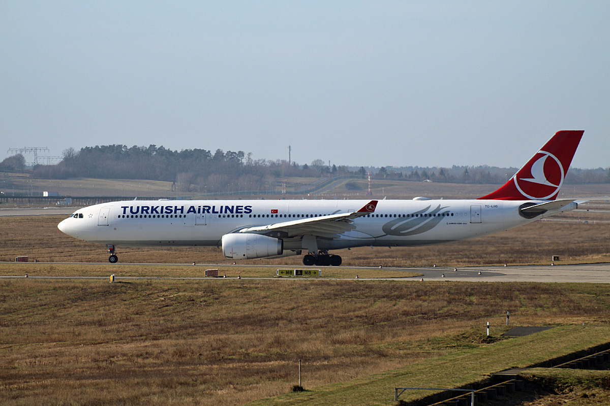 Turkish Airlines, Airbus A 330-343, TC-LOD, BER, 12.02.2022