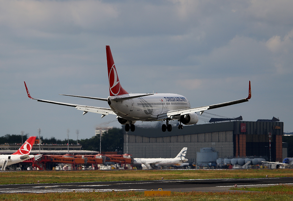 Turkish Airlines, Boeing B 737-8F2, TC-JGD, TXL, 07.08.2016