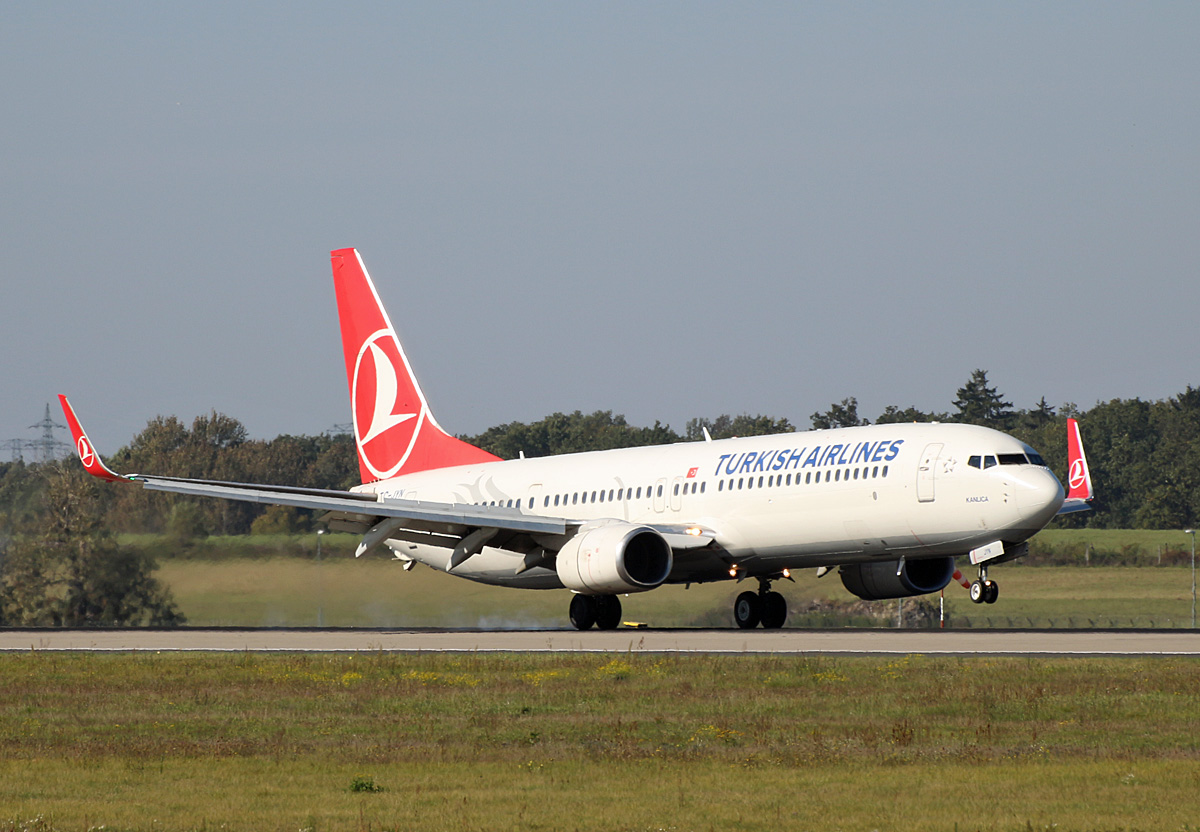 Turkish Airlines, Boeing B 737-9K2, TC-JYN, BER, 09.10.2021