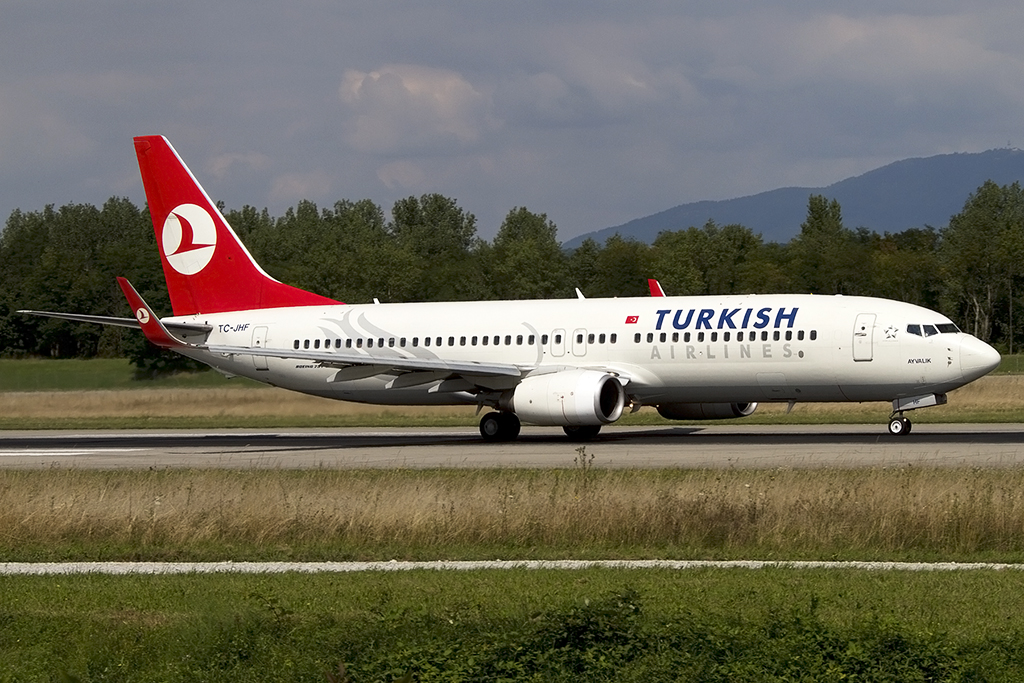 Turkish Airlines, TC-JHF, Boeing, B737-8F2, 14.08.2013, BSL, Basel, Switzerland 




