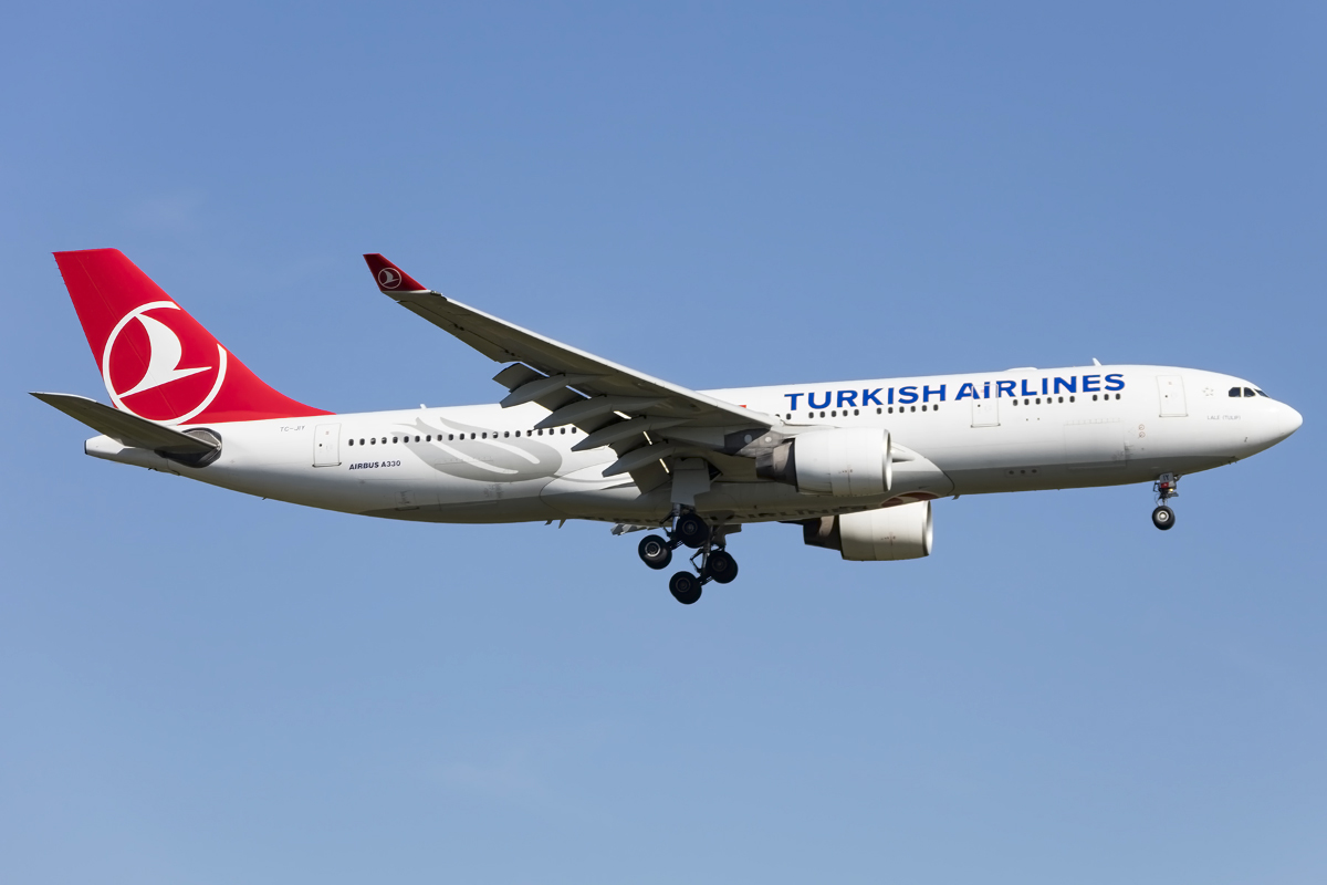 Turkish Airlines, TC-JIY, Airbus, A330-223, 05.05.2016, FRA, Frankfurt, Germany



