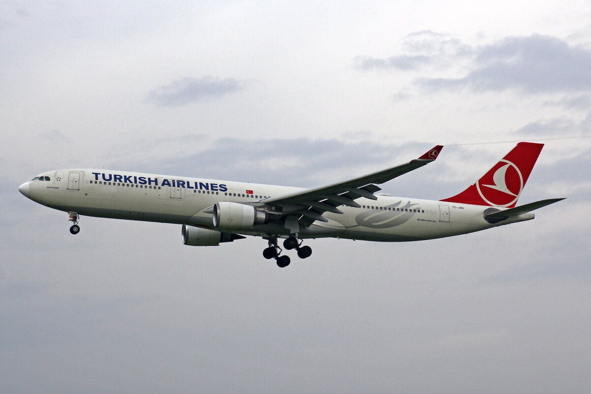 Turkish Airlines, TC-JNS, Airbus A330-303, msn: 1458,  Hattusas , 10.Oktober 2022, ZRH Zürich, Switzerland.