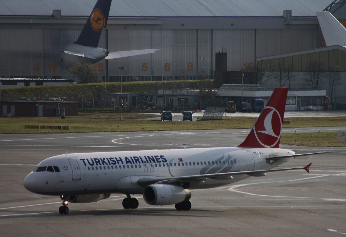 Turkish Airlines, TC-JPA, (c/n 2609),Airbus A 320-232, 27.03.2015, HAM-EDDH, Hamburg, Germany 