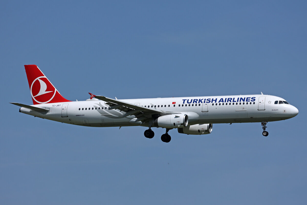 Turkish Airlines, TC-JRT, Airbus A321-231, msn: 4779,  Alaçati , 23.August 2024, ZRH Zürich, Switzerland.