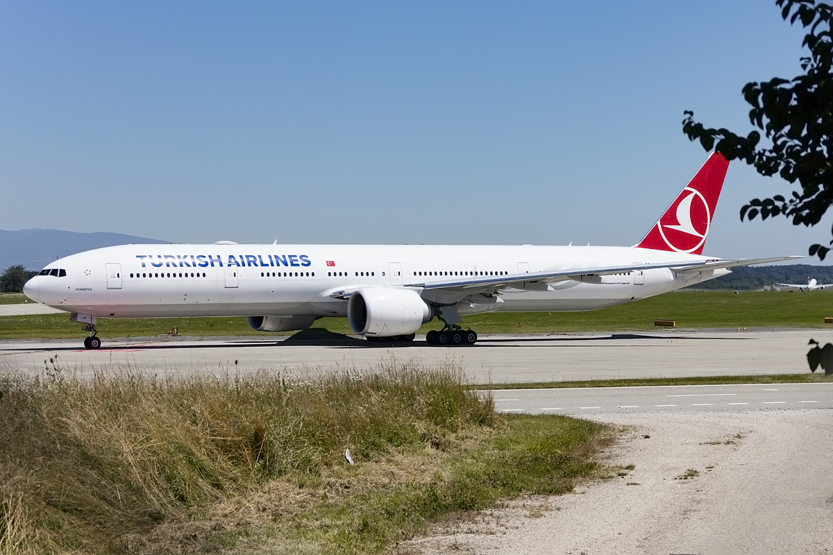 Turkish Airlines, TC-LJB, Boeing, B777-3F2ER, 17.07.2016, GVA, Geneve, Switzerland




