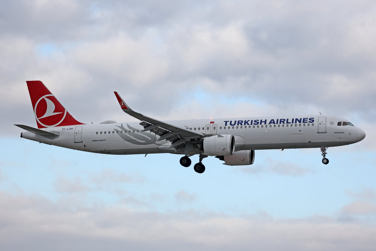Turkish Airlines, TC-LSH,  Airbus A321-271NX, msn: 8919,  Sivrihisar , 15.Januar 2024, ZRH Zürich, Switzerland.