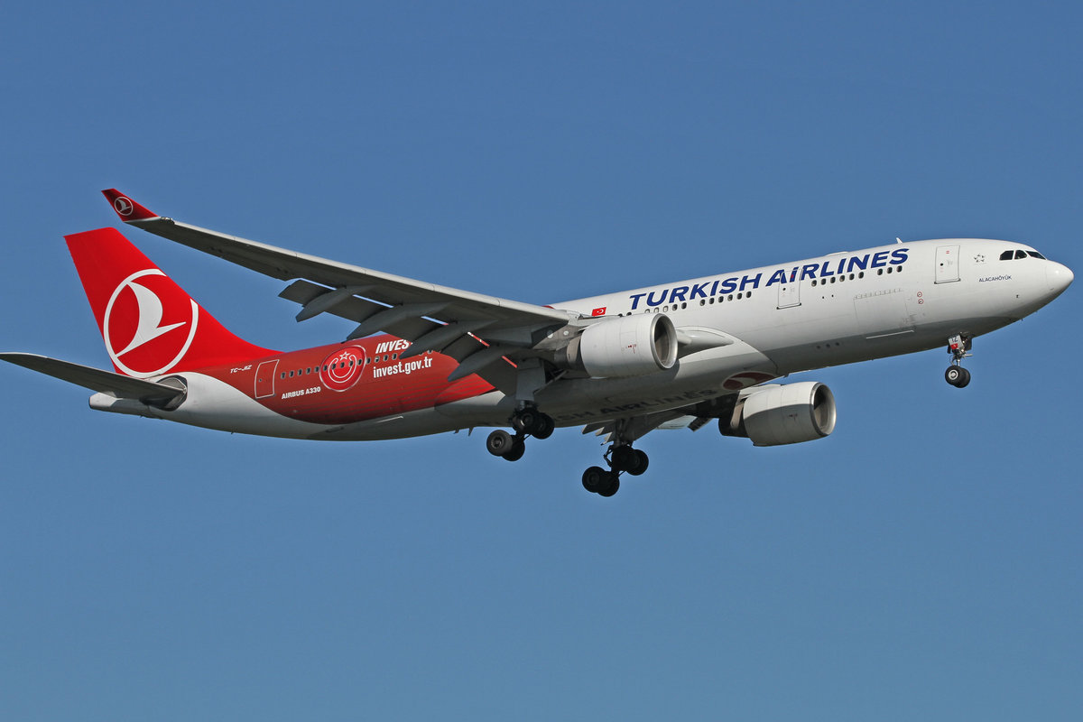 Turkish Airlines (TK-THY), TC-JIZ  Alacahöyük , Airbus, A 330-223 (Invest in Turkey), 24.08.2016, FRA-EDDF, Frankfurt, Germany