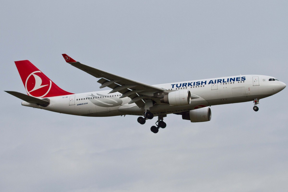 Turkish Airlines (TK/THY), TC-JIR, Airbus, A 330-223, 17.04.2015, FRA-EDDF, Frankfurt, Germany